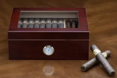 The Ultimate Guide to Cigar Boxes for Businesses